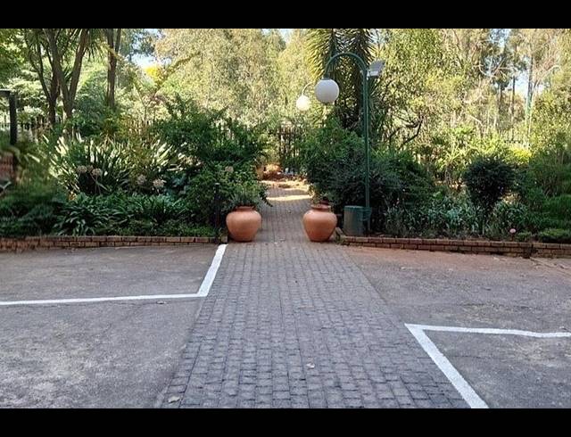 1 BEDROOM APARTMENT FOR SALE IN BEDFORD GARDENS